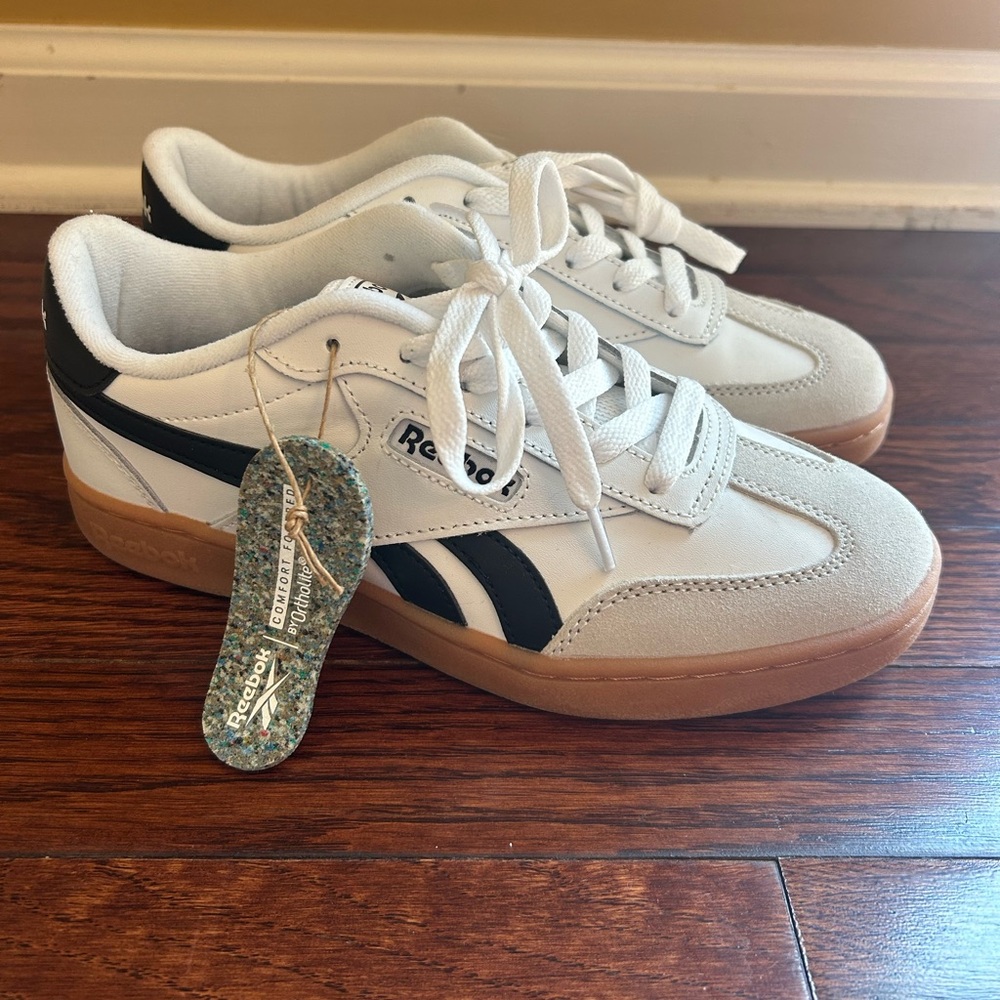 Reebok White and Black Sneakers